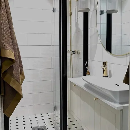 Avea Puutalohuoneisto Port Arthur アパート トゥルク